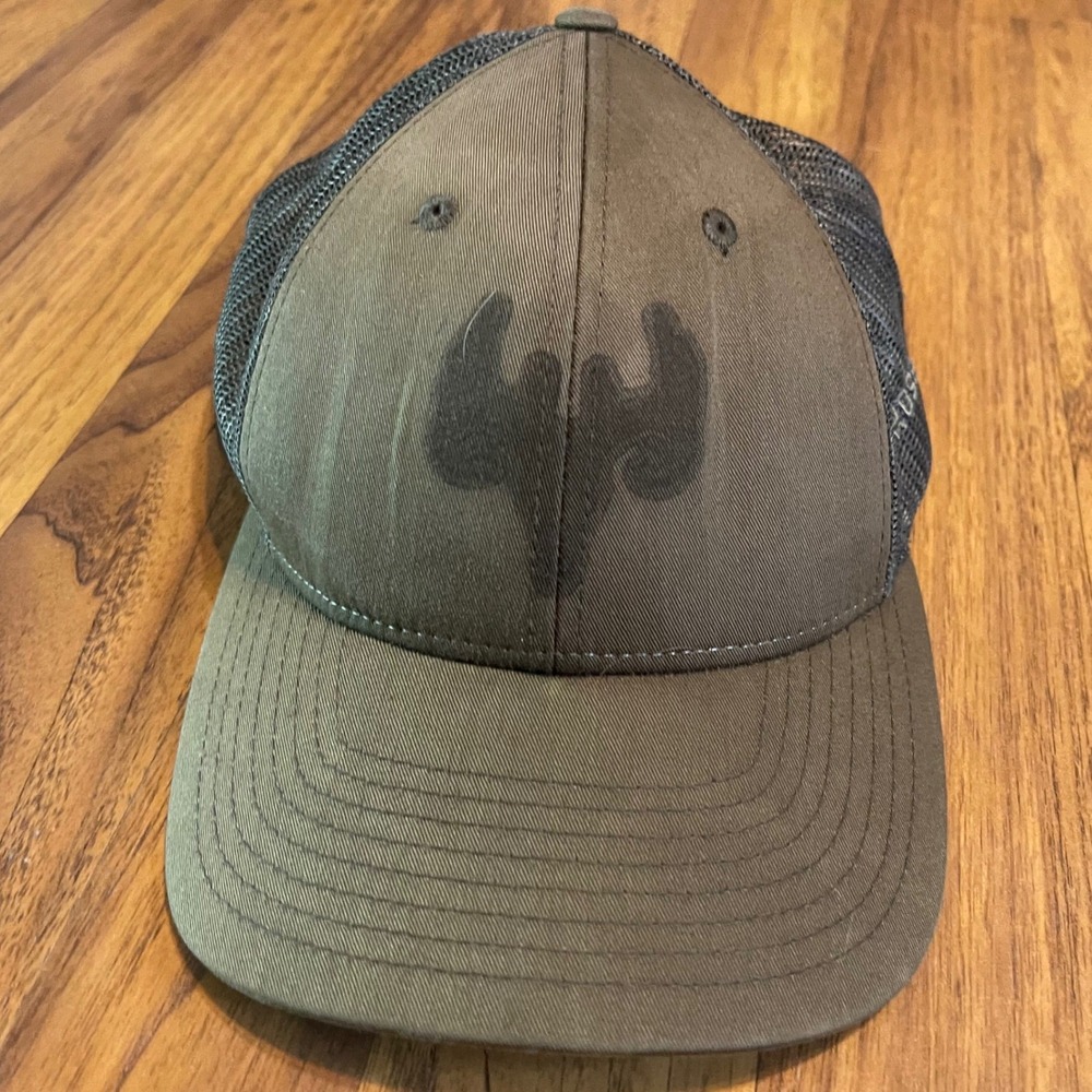 Richardson LaCrosse Trucker Hat Mens OSFM Mesh Back Snapback Olive Charcoal Cap